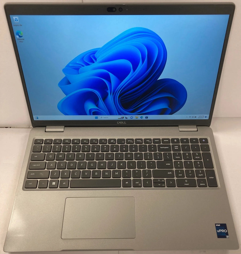 Dell Latitude 5540 15" Intel Core i7-1370P, 32GB DDR5, 1TB NVME SSD, Win 11 Pro
